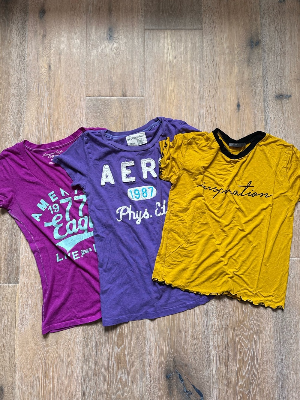 Bundle of 3 Baby Tees T-Shirts Aéropostale Suzy Shier American Eagle Outfitters